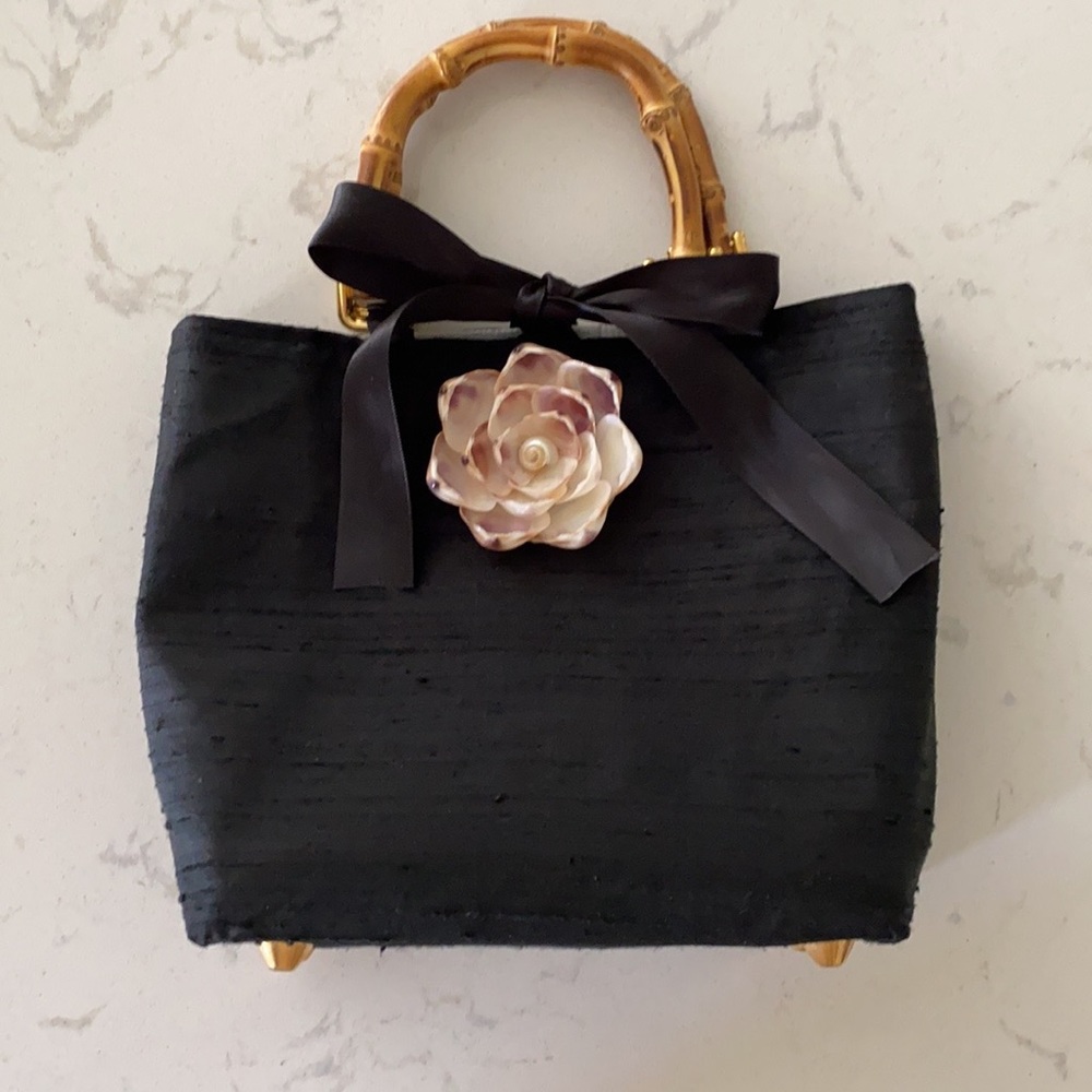 Keeks & Brie Black Fabric Purse Wood Handles w/ Shell Flower and Ribbon Closure